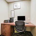 Battlefield Inn & Suites